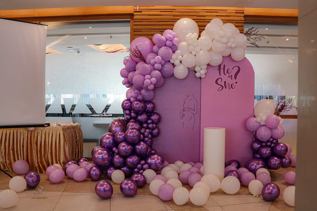Decorations & Theme Styling